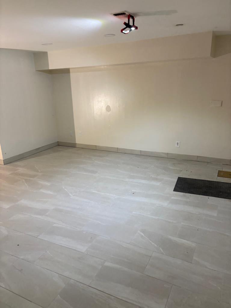 160-05 46th Ave